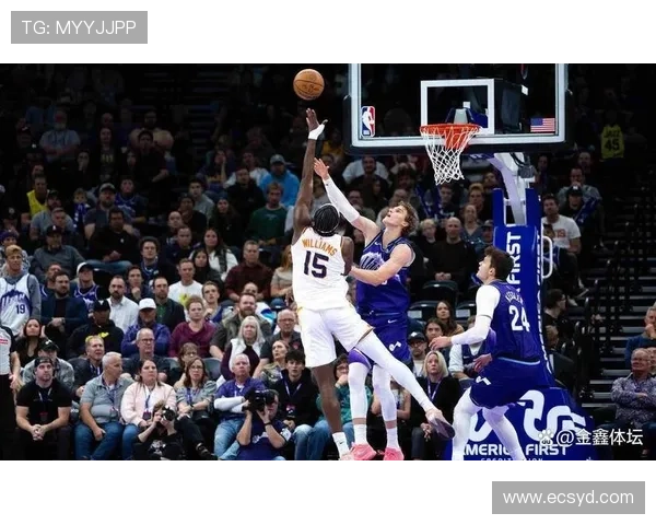 兰德尔轰下30分带队取胜 戈贝尔双双爆发助森林狼轻取黄蜂