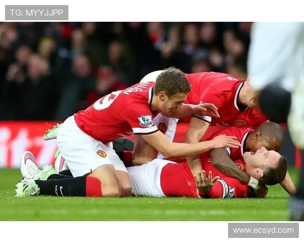 天下足球聚焦利物浦力克阿斯顿维拉成功终止连败颓势重振雄风再现